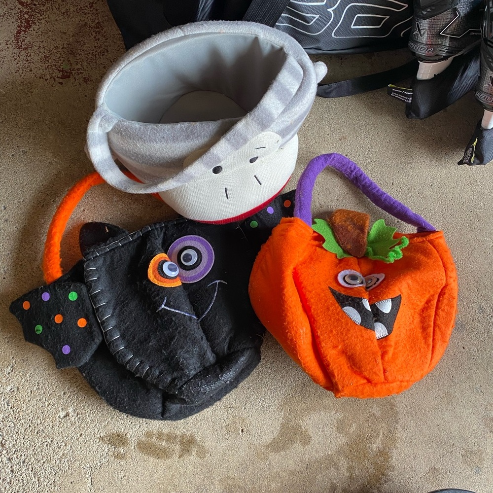 Halloween baskets